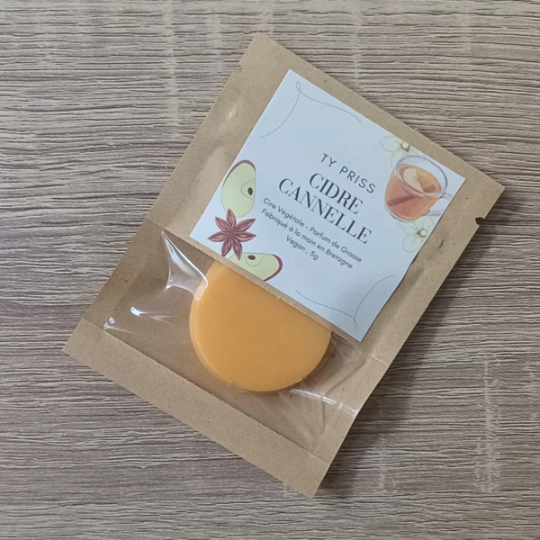 Bougie pomme cannelle